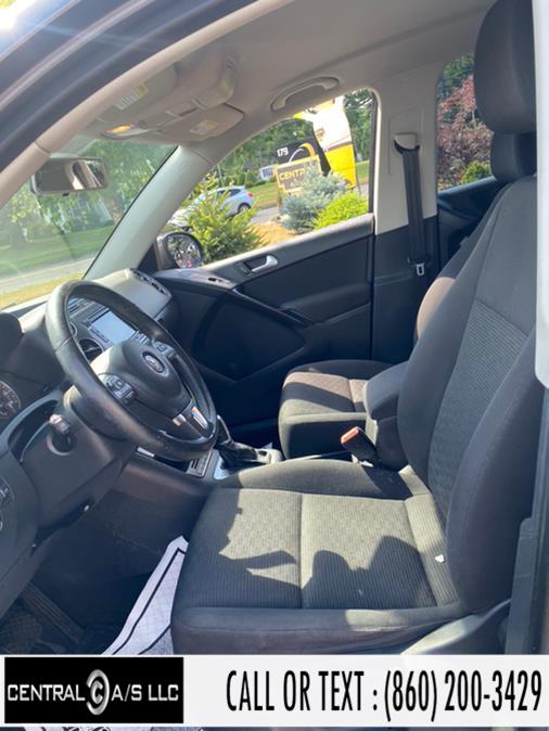 Used Volkswagen Tiguan 4MOTION 4dr Auto R-Line 2015 | Central A/S LLC. East Windsor, Connecticut Used Volkswagen Tiguan 4MOTION 4dr Auto R-Line 2015 | Central A/S LLC. East Windsor, Connecticut