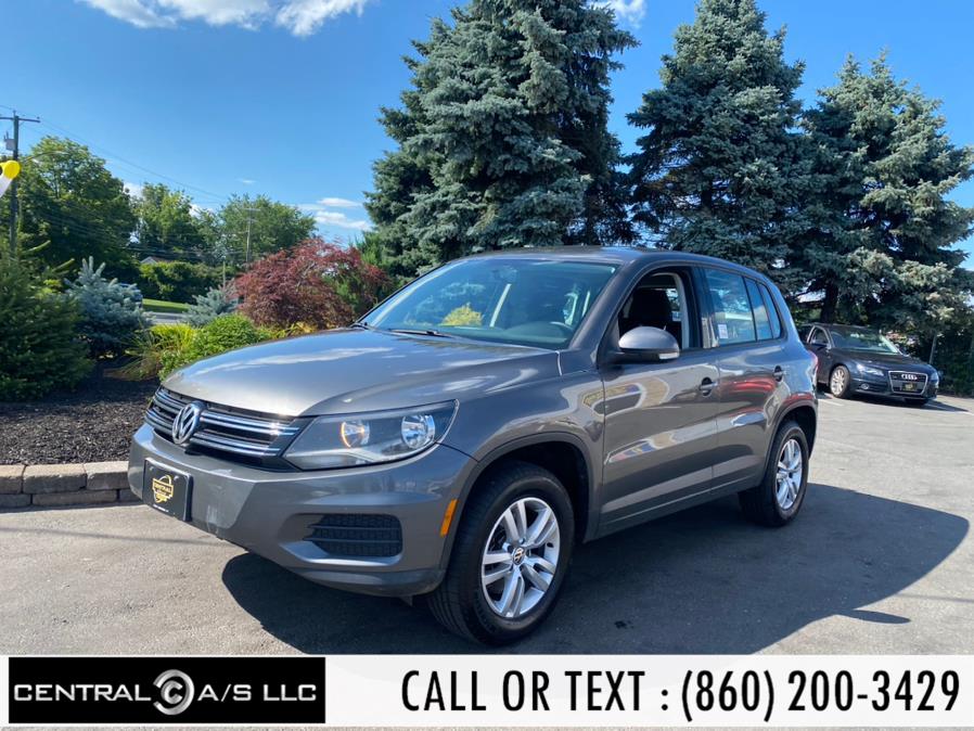 2012 Volkswagen Tiguan 4WD 4dr Auto SE w/Sunroof & Nav, available for sale in East Windsor, Connecticut | Central A/S LLC. East Windsor, Connecticut 2012 Volkswagen Tiguan 4WD 4dr Auto SE w/Sunroof & Nav, available for sale in East Windsor, Connecticut | Central A/S LLC. East Windsor, Connecticut