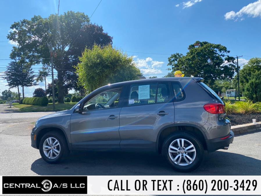 2012 Volkswagen Tiguan 4WD 4dr Auto SE w/Sunroof & Nav, available for sale in East Windsor, Connecticut | Central A/S LLC. East Windsor, Connecticut 2012 Volkswagen Tiguan 4WD 4dr Auto SE w/Sunroof & Nav, available for sale in East Windsor, Connecticut | Central A/S LLC. East Windsor, Connecticut