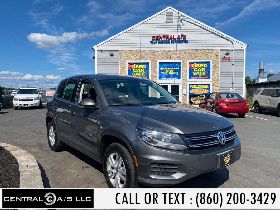 2012 Volkswagen Tiguan 4WD 4dr Auto SE w/Sunroof & Nav, available for sale in East Windsor, Connecticut | Central A/S LLC. East Windsor, Connecticut 2012 Volkswagen Tiguan 4WD 4dr Auto SE w/Sunroof & Nav, available for sale in East Windsor, Connecticut | Central A/S LLC. East Windsor, Connecticut