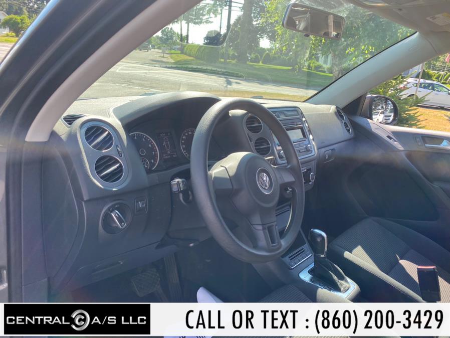 2012 Volkswagen Tiguan 4WD 4dr Auto SE w/Sunroof & Nav, available for sale in East Windsor, Connecticut | Central A/S LLC. East Windsor, Connecticut 2012 Volkswagen Tiguan 4WD 4dr Auto SE w/Sunroof & Nav, available for sale in East Windsor, Connecticut | Central A/S LLC. East Windsor, Connecticut