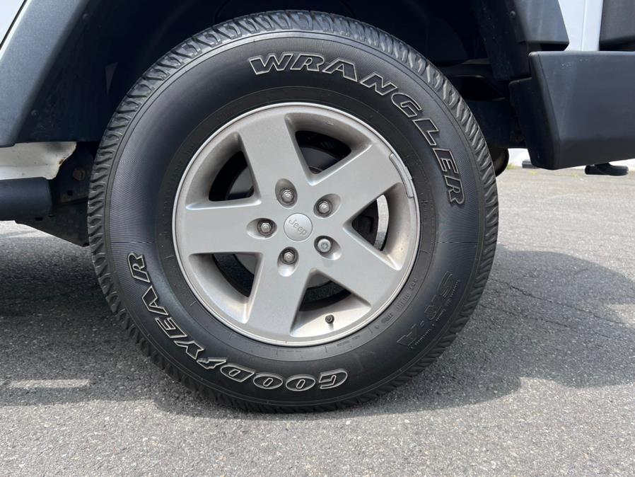 Used Jeep Wrangler Unlimited 4WD 4dr Sport 2014 | Champion Used Auto Sales 2. Newark , New Jersey Used Jeep Wrangler Unlimited 4WD 4dr Sport 2014 | Champion Used Auto Sales 2. Newark , New Jersey