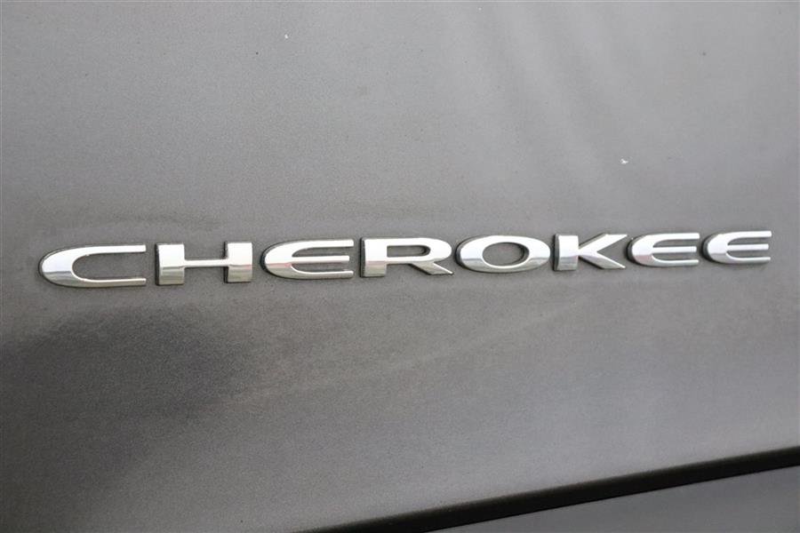 Used Jeep Cherokee LATITUDE 2014 | Fast Track Motors. Paterson, New Jersey Used Jeep Cherokee LATITUDE 2014 | Fast Track Motors. Paterson, New Jersey