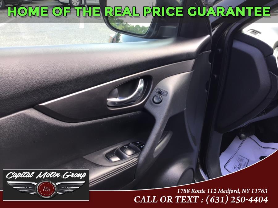 Used Nissan Rogue AWD 4dr SV 2016 | Capital Motor Group Inc. Medford, New York Used Nissan Rogue AWD 4dr SV 2016 | Capital Motor Group Inc. Medford, New York