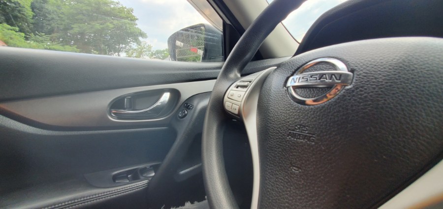 Used Nissan Rogue AWD 4dr S *Ltd Avail* 2015 | Rubber Bros Auto World. Brooklyn, New York Used Nissan Rogue AWD 4dr S *Ltd Avail* 2015 | Rubber Bros Auto World. Brooklyn, New York