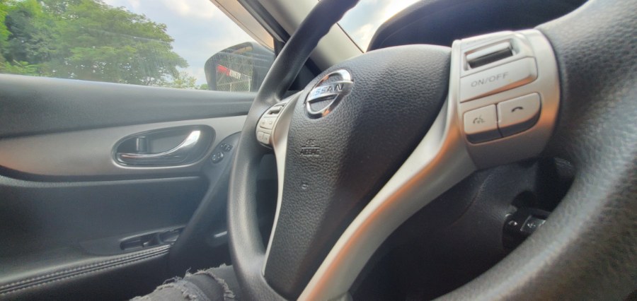 Used Nissan Rogue AWD 4dr S *Ltd Avail* 2015 | Rubber Bros Auto World. Brooklyn, New York Used Nissan Rogue AWD 4dr S *Ltd Avail* 2015 | Rubber Bros Auto World. Brooklyn, New York