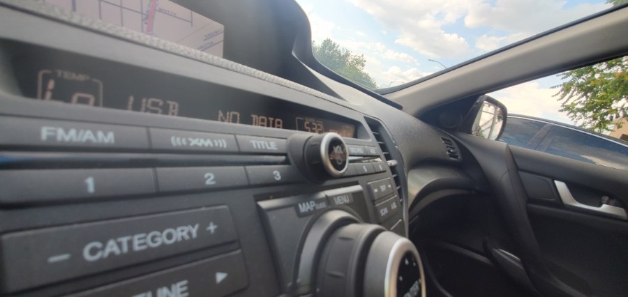 Used Acura TSX 4dr Sdn I4 Auto Tech Pkg 2013 | Rubber Bros Auto World. Brooklyn, New York Used Acura TSX 4dr Sdn I4 Auto Tech Pkg 2013 | Rubber Bros Auto World. Brooklyn, New York