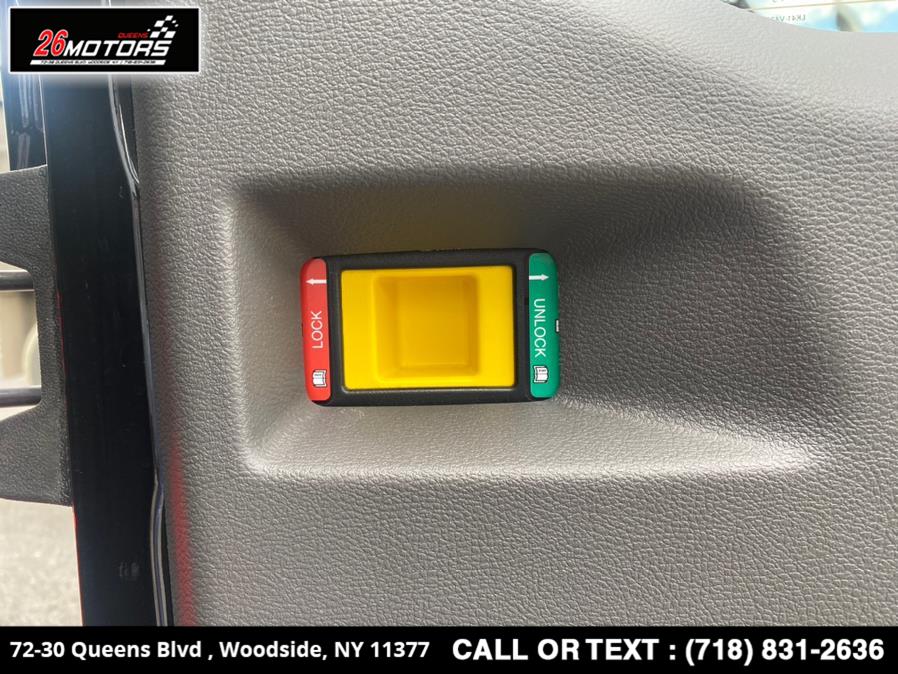 Used Ford Transit Passenger Wagon T-350 148" Med Roof XL RWD 2021 | 26 Motors Queens. Woodside, New York Used Ford Transit Passenger Wagon T-350 148" Med Roof XL RWD 2021 | 26 Motors Queens. Woodside, New York