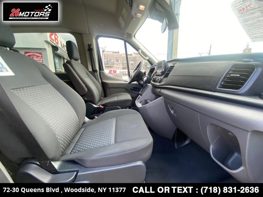 Used Ford Transit Passenger Wagon T-350 148" Med Roof XL RWD 2021 | 26 Motors Queens. Woodside, New York Used Ford Transit Passenger Wagon T-350 148" Med Roof XL RWD 2021 | 26 Motors Queens. Woodside, New York
