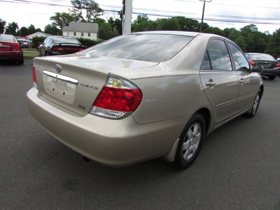 2005 Toyota Camry 4dr Sdn LE Auto, available for sale in East Windsor, Connecticut | United Auto Sales of E Windsor, Inc. East Windsor, Connecticut 2005 Toyota Camry 4dr Sdn LE Auto, available for sale in East Windsor, Connecticut | United Auto Sales of E Windsor, Inc. East Windsor, Connecticut