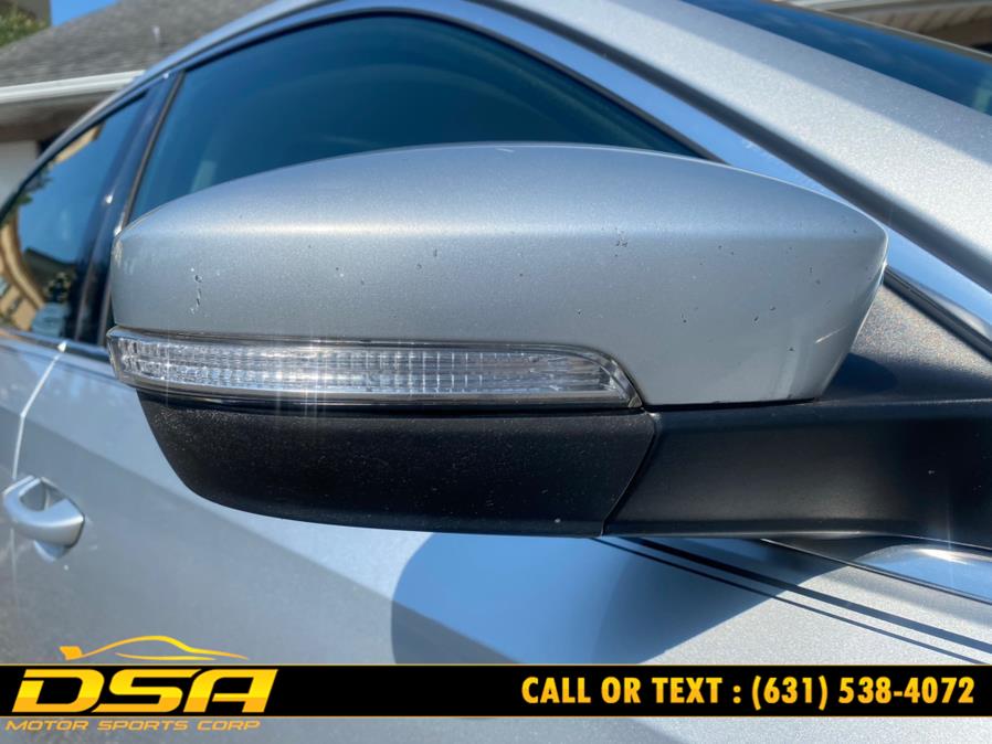 2014 Volkswagen Passat 4dr Sdn 2.5L Auto SE PZEV *Ltd Avail*, available for sale in Commack, New York | DSA Motor Sports Corp. Commack, New York 2014 Volkswagen Passat 4dr Sdn 2.5L Auto SE PZEV *Ltd Avail*, available for sale in Commack, New York | DSA Motor Sports Corp. Commack, New York