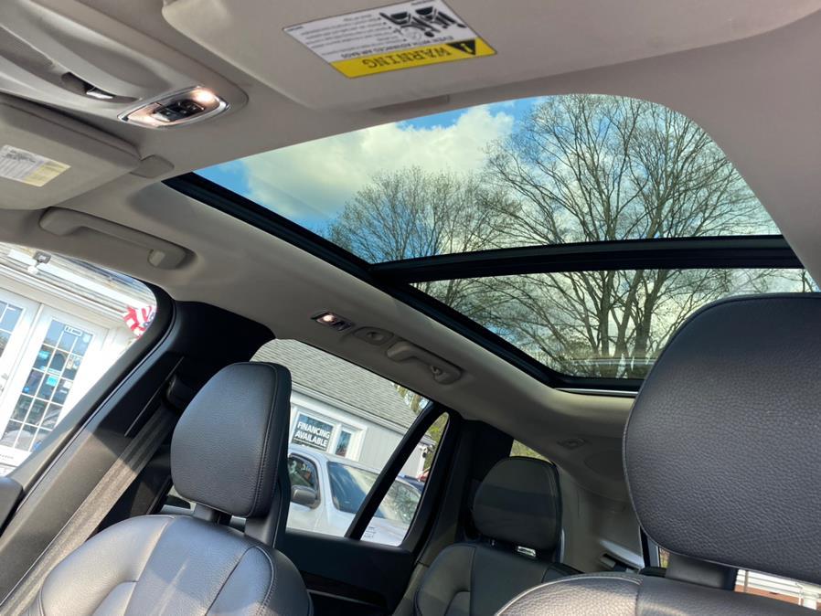 Used Volvo XC90 AWD 4dr T6 Momentum 2016 | Lava Motors 2 Inc. Canton, Connecticut Used Volvo XC90 AWD 4dr T6 Momentum 2016 | Lava Motors 2 Inc. Canton, Connecticut