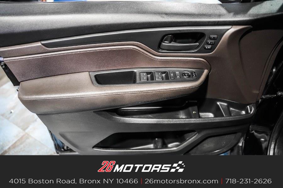 2018 Honda Odyssey EX-L Auto, available for sale in Bronx, New York | 26 Motors Bronx. Bronx, New York 2018 Honda Odyssey EX-L Auto, available for sale in Bronx, New York | 26 Motors Bronx. Bronx, New York