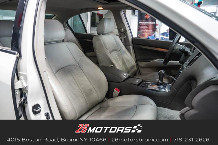 Used INFINITI Q40 4dr Sdn AWD 2015 | 26 Motors Bronx. Bronx, New York Used INFINITI Q40 4dr Sdn AWD 2015 | 26 Motors Bronx. Bronx, New York
