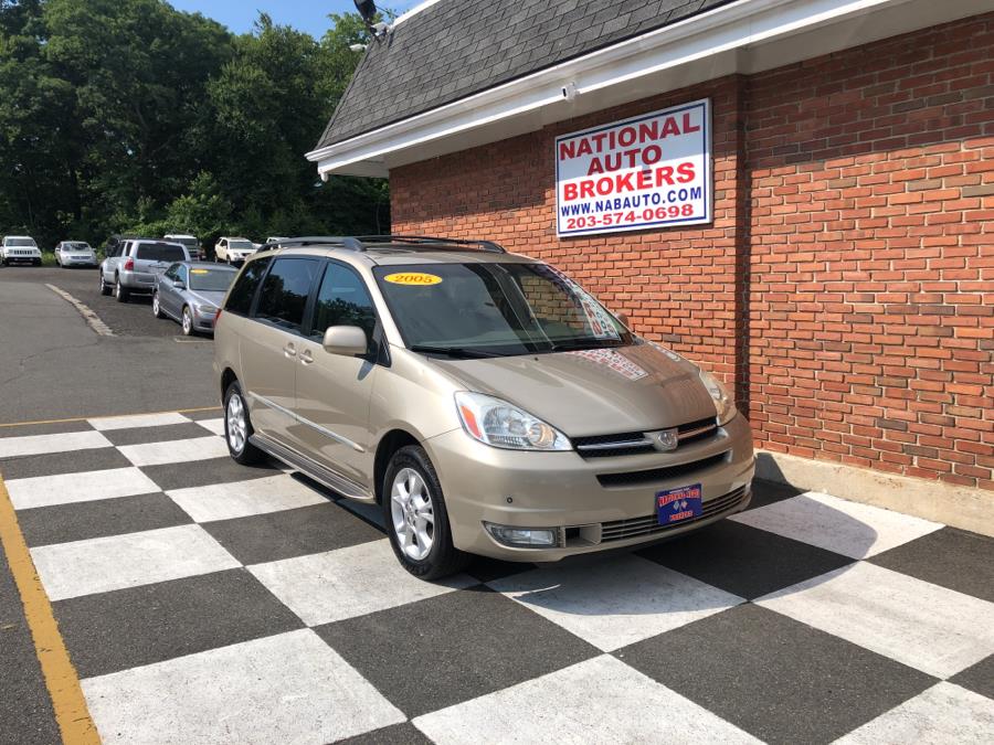 Used Toyota Sienna 5dr XLE Limited AWD 2005 | National Auto Brokers, Inc.. Waterbury, Connecticut