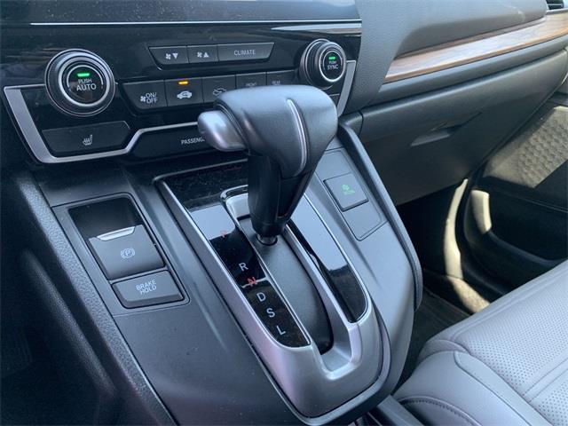 2017 Honda Cr-v Touring, available for sale in Stratford, Connecticut | Wiz Leasing Inc. Stratford, Connecticut 2017 Honda Cr-v Touring, available for sale in Stratford, Connecticut | Wiz Leasing Inc. Stratford, Connecticut