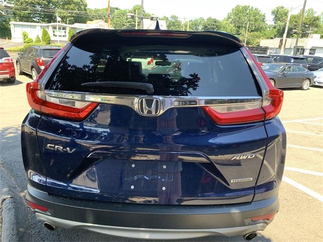 2017 Honda Cr-v Touring, available for sale in Stratford, Connecticut | Wiz Leasing Inc. Stratford, Connecticut 2017 Honda Cr-v Touring, available for sale in Stratford, Connecticut | Wiz Leasing Inc. Stratford, Connecticut