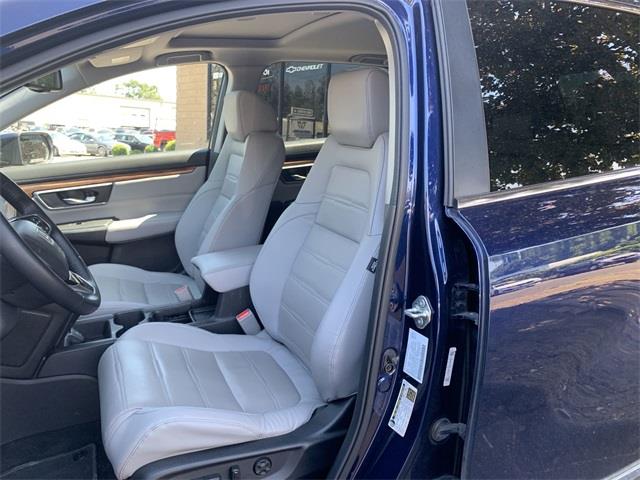 2017 Honda Cr-v Touring, available for sale in Stratford, Connecticut | Wiz Leasing Inc. Stratford, Connecticut 2017 Honda Cr-v Touring, available for sale in Stratford, Connecticut | Wiz Leasing Inc. Stratford, Connecticut