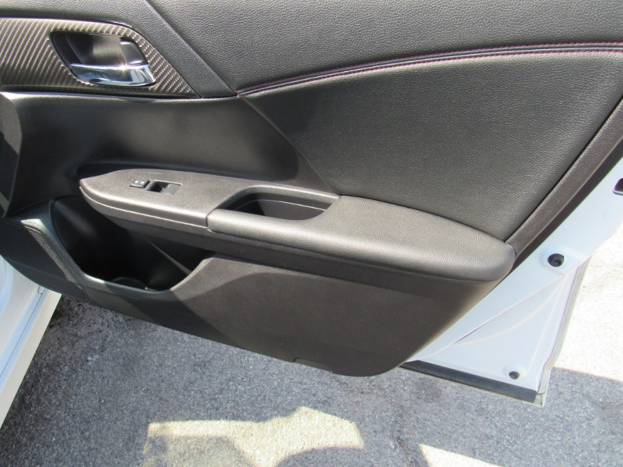2017 Honda Accord Sport SE, available for sale in Worcester, Massachusetts | Hilario's Auto Sales Inc.. Worcester, Massachusetts 2017 Honda Accord Sport SE, available for sale in Worcester, Massachusetts | Hilario's Auto Sales Inc.. Worcester, Massachusetts