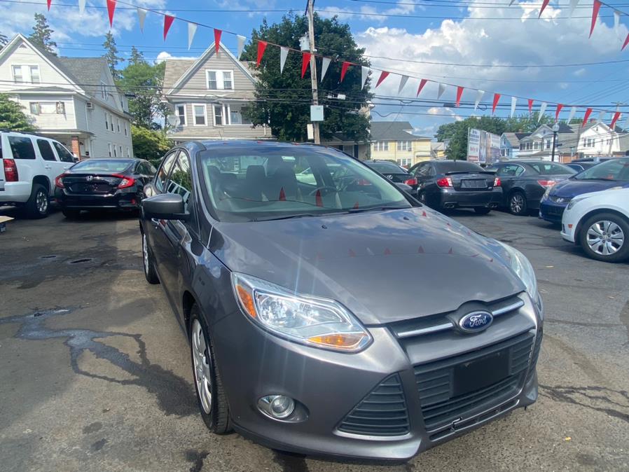Used Ford Focus 4dr Sdn SE 2012 | CT Auto. Bridgeport, Connecticut Used Ford Focus 4dr Sdn SE 2012 | CT Auto. Bridgeport, Connecticut