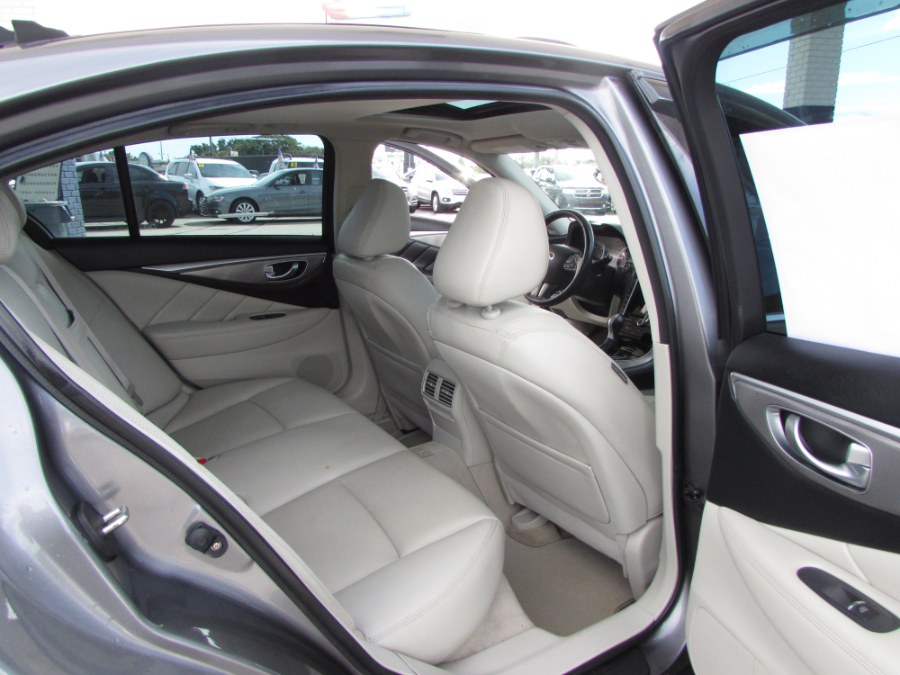 Used Infiniti Q50 4dr Sdn Premium RWD 2014 | VIP Auto Enterprise, Inc. Orlando, Florida Used Infiniti Q50 4dr Sdn Premium RWD 2014 | VIP Auto Enterprise, Inc. Orlando, Florida