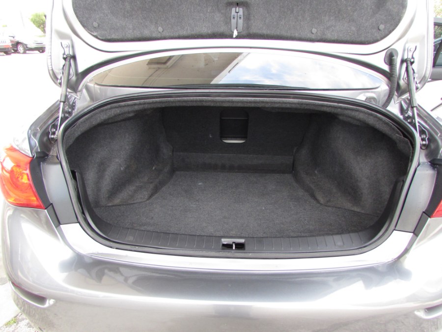 Used Infiniti Q50 4dr Sdn Premium RWD 2014 | VIP Auto Enterprise, Inc. Orlando, Florida Used Infiniti Q50 4dr Sdn Premium RWD 2014 | VIP Auto Enterprise, Inc. Orlando, Florida