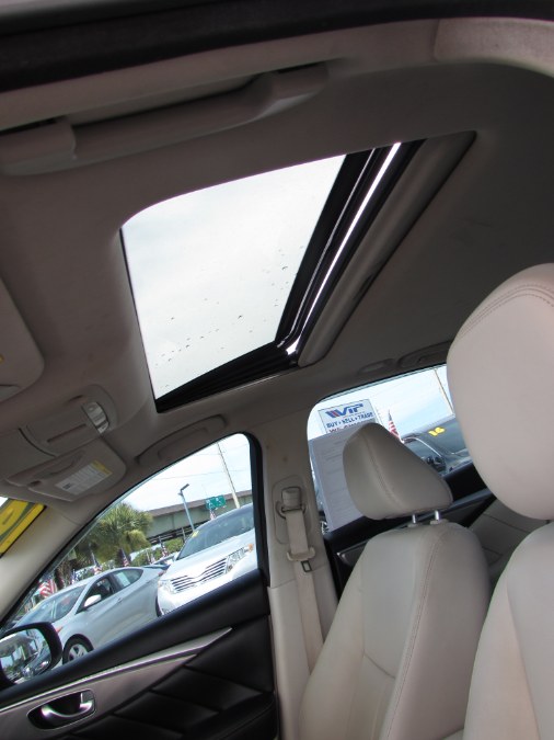 Used Infiniti Q50 4dr Sdn Premium RWD 2014 | VIP Auto Enterprise, Inc. Orlando, Florida Used Infiniti Q50 4dr Sdn Premium RWD 2014 | VIP Auto Enterprise, Inc. Orlando, Florida