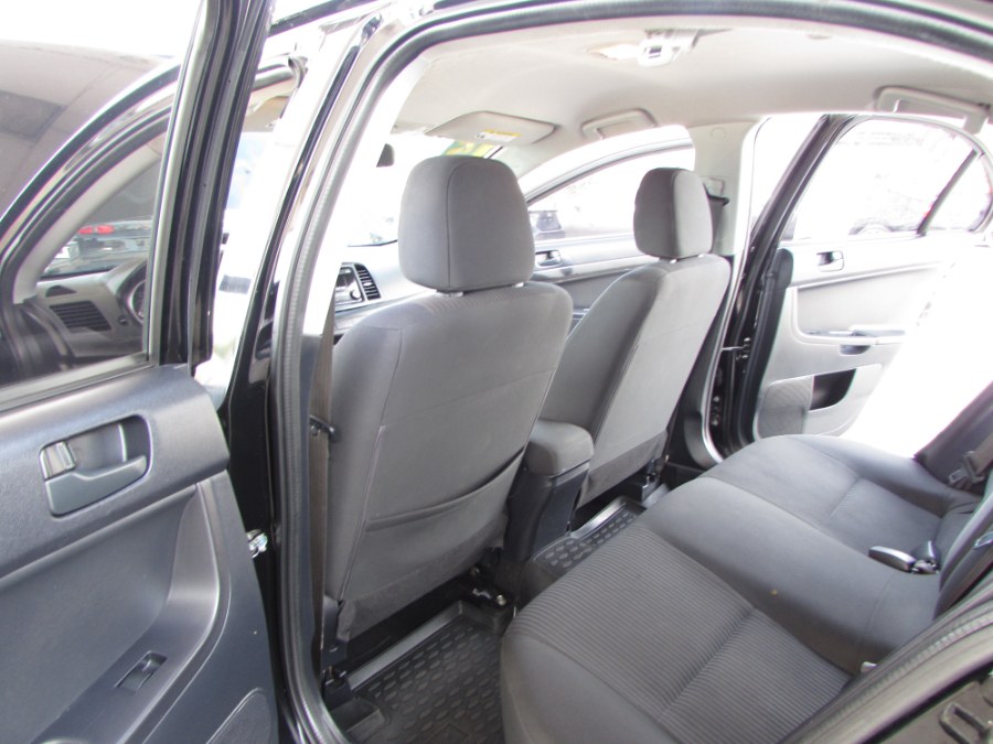 Used Mitsubishi Lancer 4dr Sdn CVT ES FWD 2015 | VIP Auto Enterprise, Inc. Orlando, Florida Used Mitsubishi Lancer 4dr Sdn CVT ES FWD 2015 | VIP Auto Enterprise, Inc. Orlando, Florida
