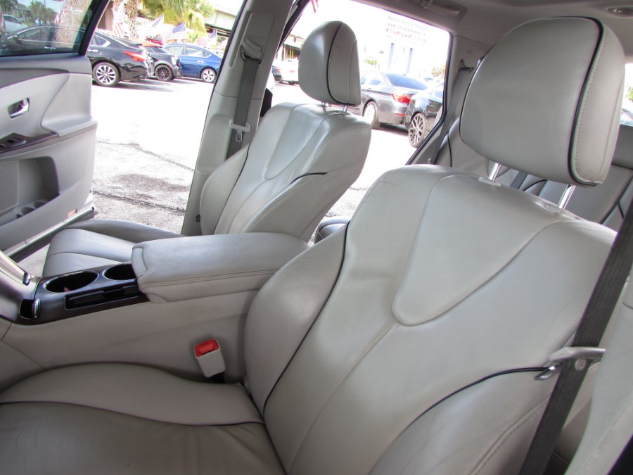 Used Toyota Venza 4dr Wgn I4 FWD (Natl) 2011 | VIP Auto Enterprise, Inc. Orlando, Florida Used Toyota Venza 4dr Wgn I4 FWD (Natl) 2011 | VIP Auto Enterprise, Inc. Orlando, Florida