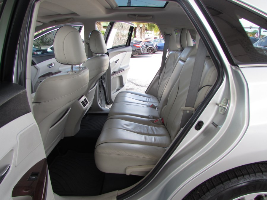 Used Toyota Venza 4dr Wgn I4 FWD (Natl) 2011 | VIP Auto Enterprise, Inc. Orlando, Florida Used Toyota Venza 4dr Wgn I4 FWD (Natl) 2011 | VIP Auto Enterprise, Inc. Orlando, Florida