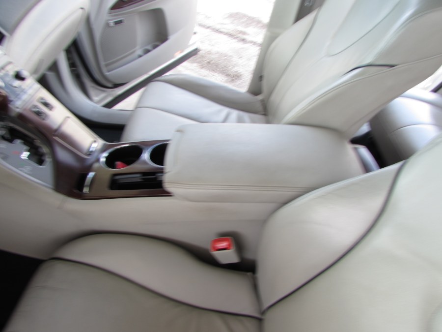 Used Toyota Venza 4dr Wgn I4 FWD (Natl) 2011 | VIP Auto Enterprise, Inc. Orlando, Florida Used Toyota Venza 4dr Wgn I4 FWD (Natl) 2011 | VIP Auto Enterprise, Inc. Orlando, Florida