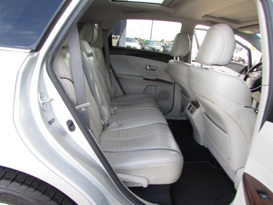 Used Toyota Venza 4dr Wgn I4 FWD (Natl) 2011 | VIP Auto Enterprise, Inc. Orlando, Florida Used Toyota Venza 4dr Wgn I4 FWD (Natl) 2011 | VIP Auto Enterprise, Inc. Orlando, Florida