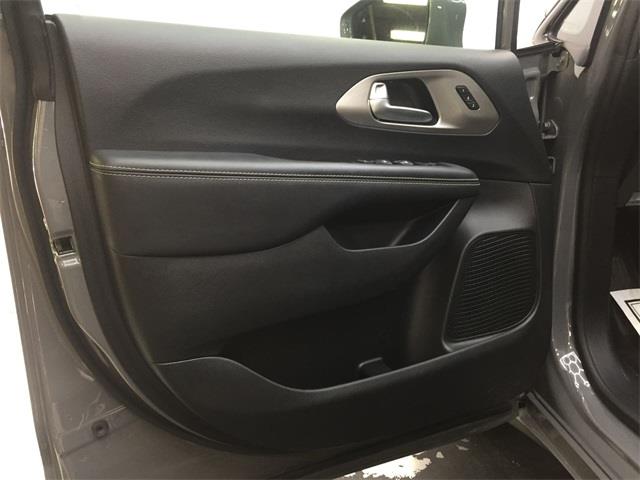 Used Chrysler Pacifica Launch Edition 2020 | Eastchester Motor Cars. Bronx, New York Used Chrysler Pacifica Launch Edition 2020 | Eastchester Motor Cars. Bronx, New York