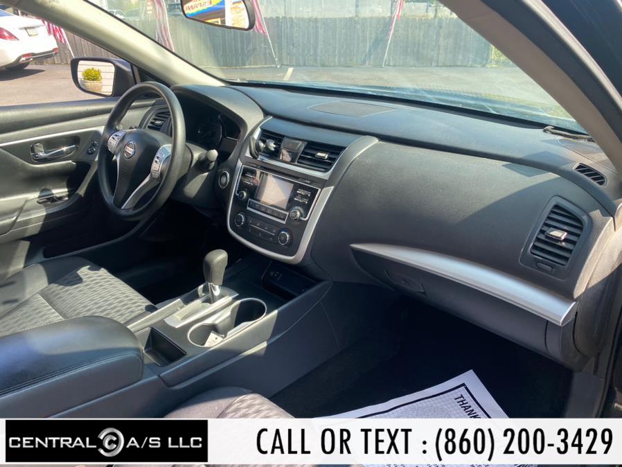 Used Nissan Altima 2017.5 2.5 SR Sedan 2017 | Central A/S LLC. East Windsor, Connecticut Used Nissan Altima 2017.5 2.5 SR Sedan 2017 | Central A/S LLC. East Windsor, Connecticut