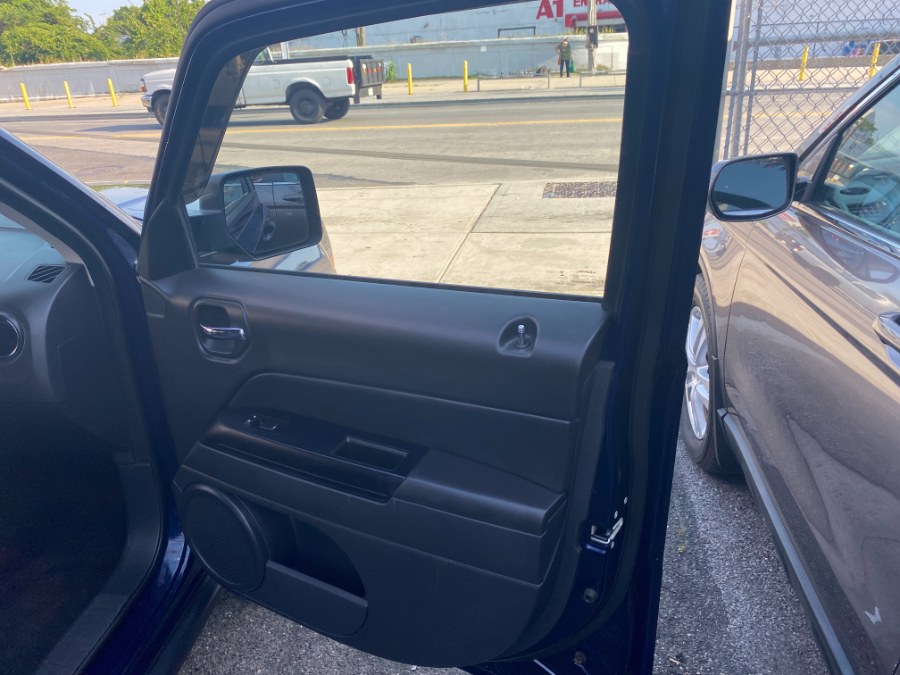 2015 Jeep Patriot 4WD 4dr Latitude, available for sale in Middle Village, New York | Middle Village Motors . Middle Village, New York 2015 Jeep Patriot 4WD 4dr Latitude, available for sale in Middle Village, New York | Middle Village Motors . Middle Village, New York