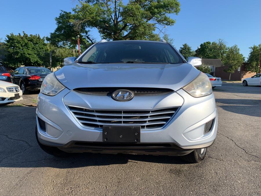 Used Hyundai Tucson AWD 4dr Auto GLS 2012 | Absolute Motors Inc. Springfield, Massachusetts Used Hyundai Tucson AWD 4dr Auto GLS 2012 | Absolute Motors Inc. Springfield, Massachusetts