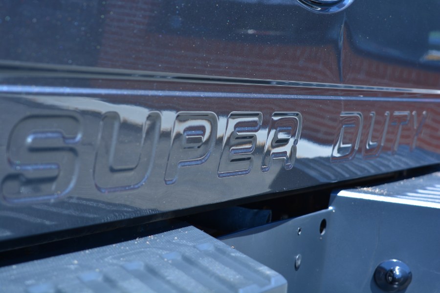 Used Ford Super Duty F-250 SRW 4WD Crew Cab 156" XLT 2015 | Longmeadow Motor Cars. ENFIELD, Connecticut