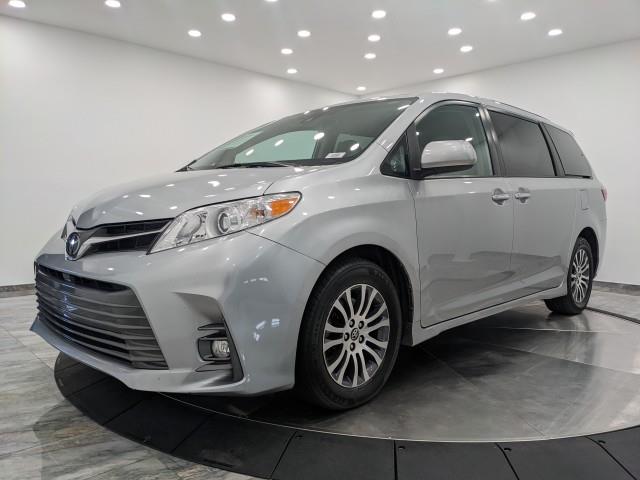 Used Toyota Sienna XLE w/ rearCam 2020 | Car Revolution. Maple Shade, New Jersey Used Toyota Sienna XLE w/ rearCam 2020 | Car Revolution. Maple Shade, New Jersey