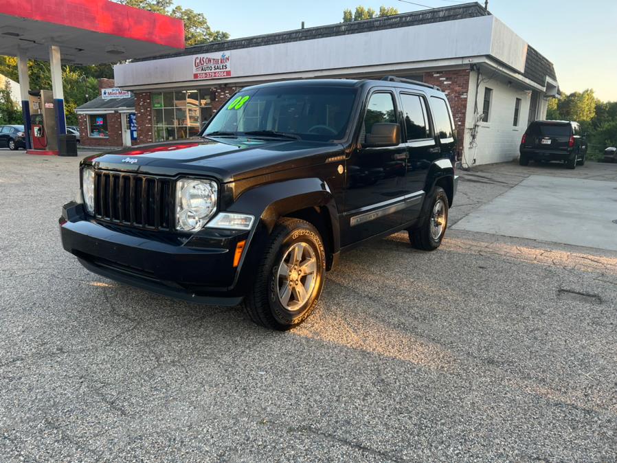 Used Jeep Liberty 4WD 4dr Sport 2008 | Gas On The Run. Swansea, Massachusetts