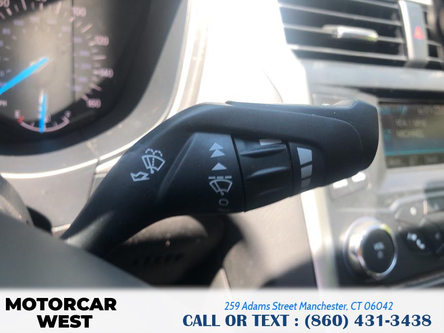 2014 Ford Fusion 4dr Sdn SE FWD, available for sale in Manchester, Connecticut | Motorcar West. Manchester, Connecticut 2014 Ford Fusion 4dr Sdn SE FWD, available for sale in Manchester, Connecticut | Motorcar West. Manchester, Connecticut