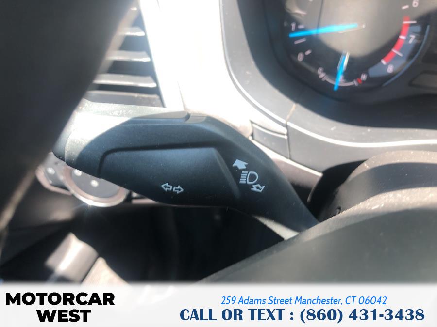 2014 Ford Fusion 4dr Sdn SE FWD, available for sale in Manchester, Connecticut | Motorcar West. Manchester, Connecticut 2014 Ford Fusion 4dr Sdn SE FWD, available for sale in Manchester, Connecticut | Motorcar West. Manchester, Connecticut