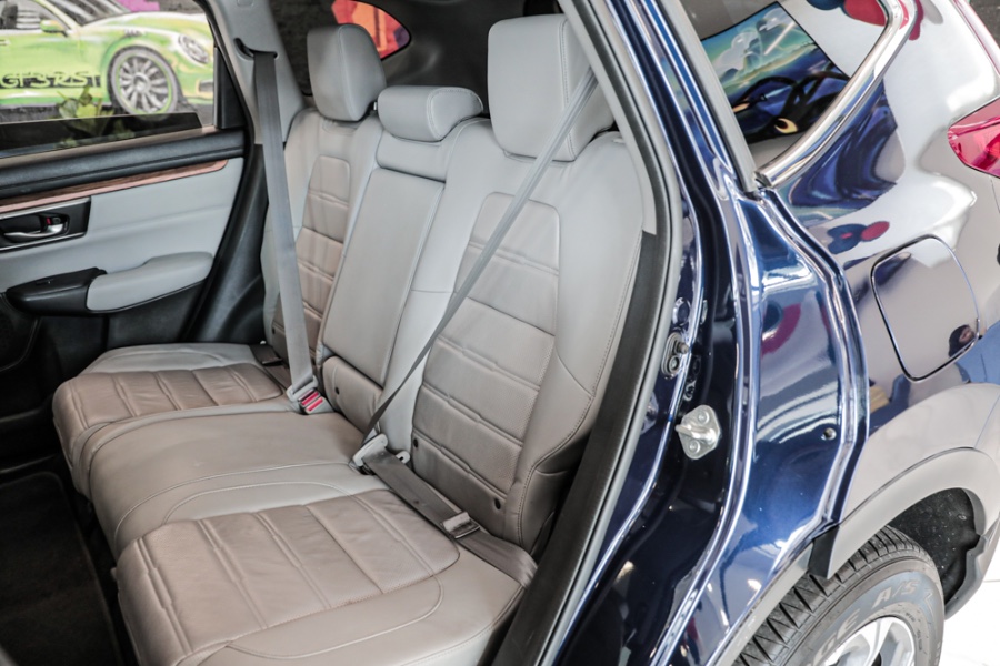 Used Honda CR-V EX-L AWD w/Navi 2018 | 26 Motors Long Island. ELMONT, New York Used Honda CR-V EX-L AWD w/Navi 2018 | 26 Motors Long Island. ELMONT, New York