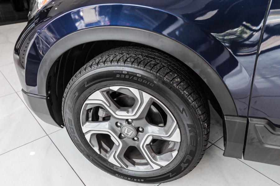 Used Honda CR-V EX-L AWD w/Navi 2018 | 26 Motors Long Island. ELMONT, New York Used Honda CR-V EX-L AWD w/Navi 2018 | 26 Motors Long Island. ELMONT, New York