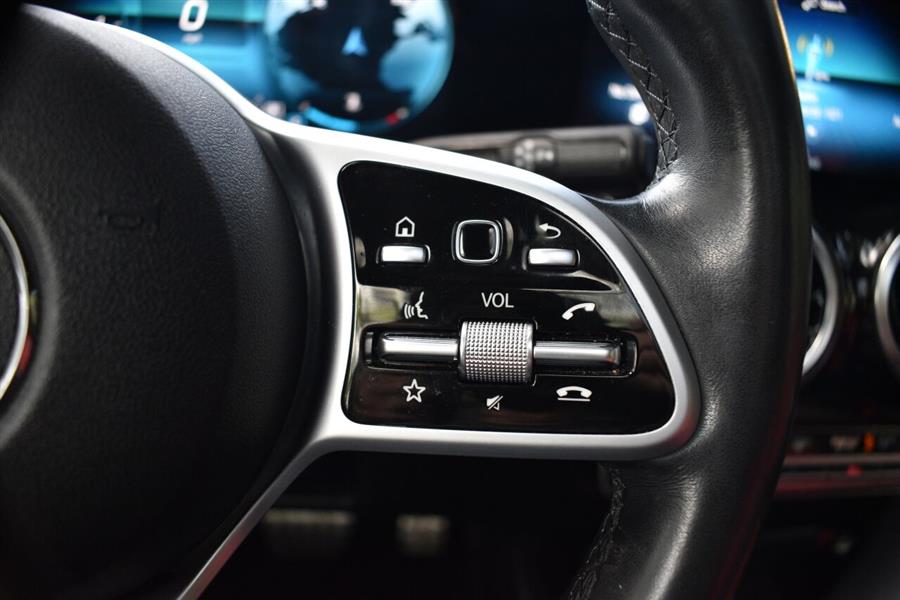 2020 Mercedes-benz Glb GLB 250 4MATIC AWD 4dr SUV, available for sale in Great Neck, New York | Camy Cars. Great Neck, New York 2020 Mercedes-benz Glb GLB 250 4MATIC AWD 4dr SUV, available for sale in Great Neck, New York | Camy Cars. Great Neck, New York