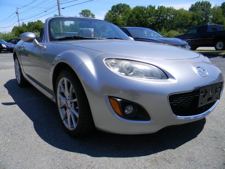 Used Mazda MX-5 Miata 2dr Conv Man Grand Touring 2011 | M&M Vehicles Inc dba Central Motors. Southborough, Massachusetts Used Mazda MX-5 Miata 2dr Conv Man Grand Touring 2011 | M&M Vehicles Inc dba Central Motors. Southborough, Massachusetts