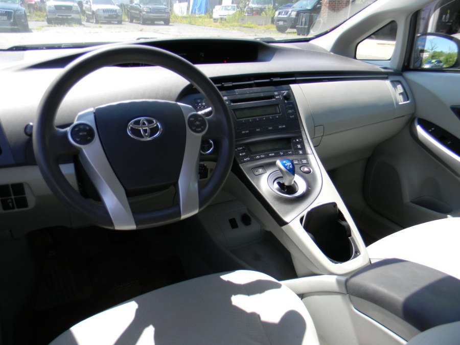 2010 Toyota Prius 5dr HB II (Natl), available for sale in Southborough, Massachusetts | M&M Vehicles Inc dba Central Motors. Southborough, Massachusetts 2010 Toyota Prius 5dr HB II (Natl), available for sale in Southborough, Massachusetts | M&M Vehicles Inc dba Central Motors. Southborough, Massachusetts