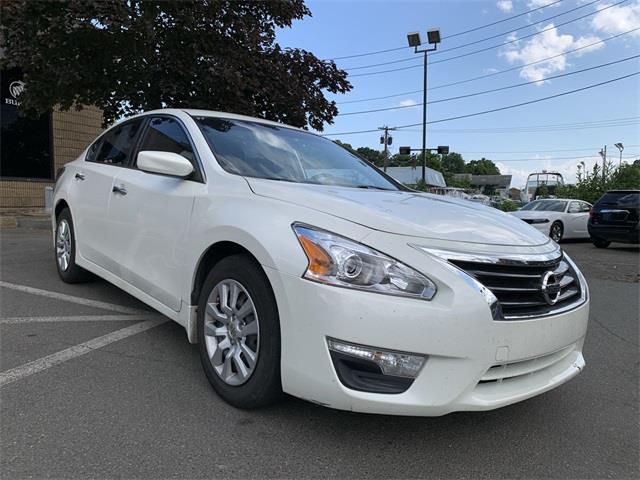 Used Nissan Altima 2.5 S 2015 | Wiz Leasing Inc. Stratford, Connecticut Used Nissan Altima 2.5 S 2015 | Wiz Leasing Inc. Stratford, Connecticut