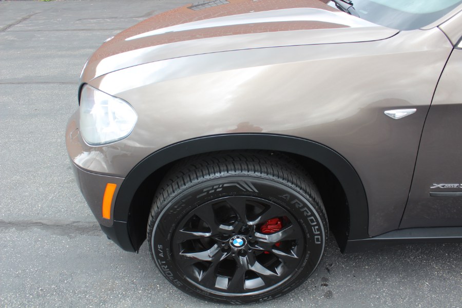 2013 BMW X5 AWD 4dr xDrive35i Premium, available for sale in Deer Park, New York | Car Tec Enterprise Leasing & Sales LLC. Deer Park, New York 2013 BMW X5 AWD 4dr xDrive35i Premium, available for sale in Deer Park, New York | Car Tec Enterprise Leasing & Sales LLC. Deer Park, New York