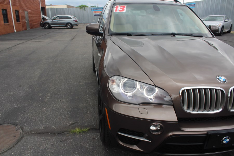 2013 BMW X5 AWD 4dr xDrive35i Premium, available for sale in Deer Park, New York | Car Tec Enterprise Leasing & Sales LLC. Deer Park, New York 2013 BMW X5 AWD 4dr xDrive35i Premium, available for sale in Deer Park, New York | Car Tec Enterprise Leasing & Sales LLC. Deer Park, New York