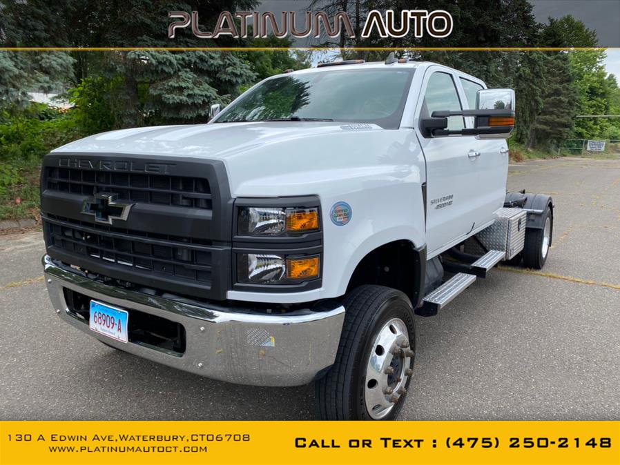 2020 Chevrolet Silverado 4500HD 4WD Crew Cab Work Truck, available for sale in Waterbury, Connecticut | Platinum Auto Care. Waterbury, Connecticut